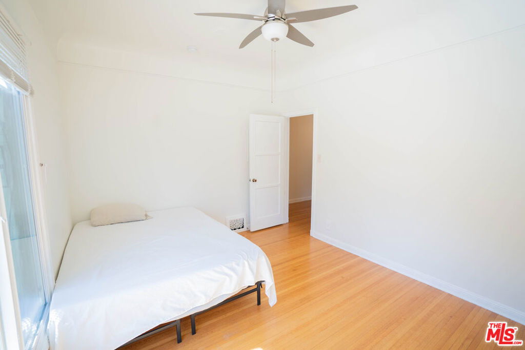 1210 S La Jolla Avenue - Photo 10