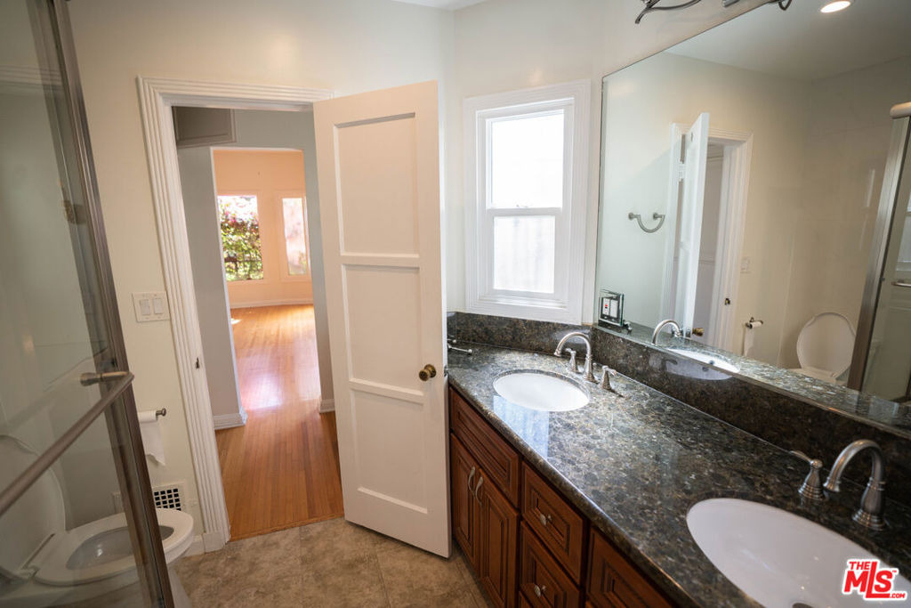 1210 S La Jolla Avenue - Photo 7