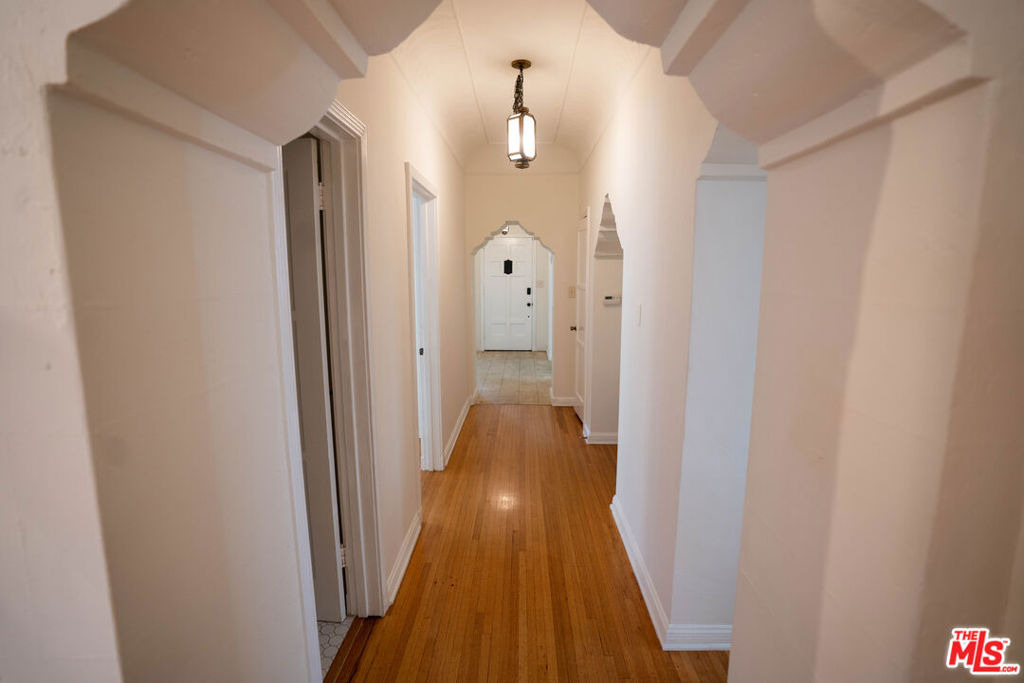 1210 S La Jolla Avenue - Photo 11