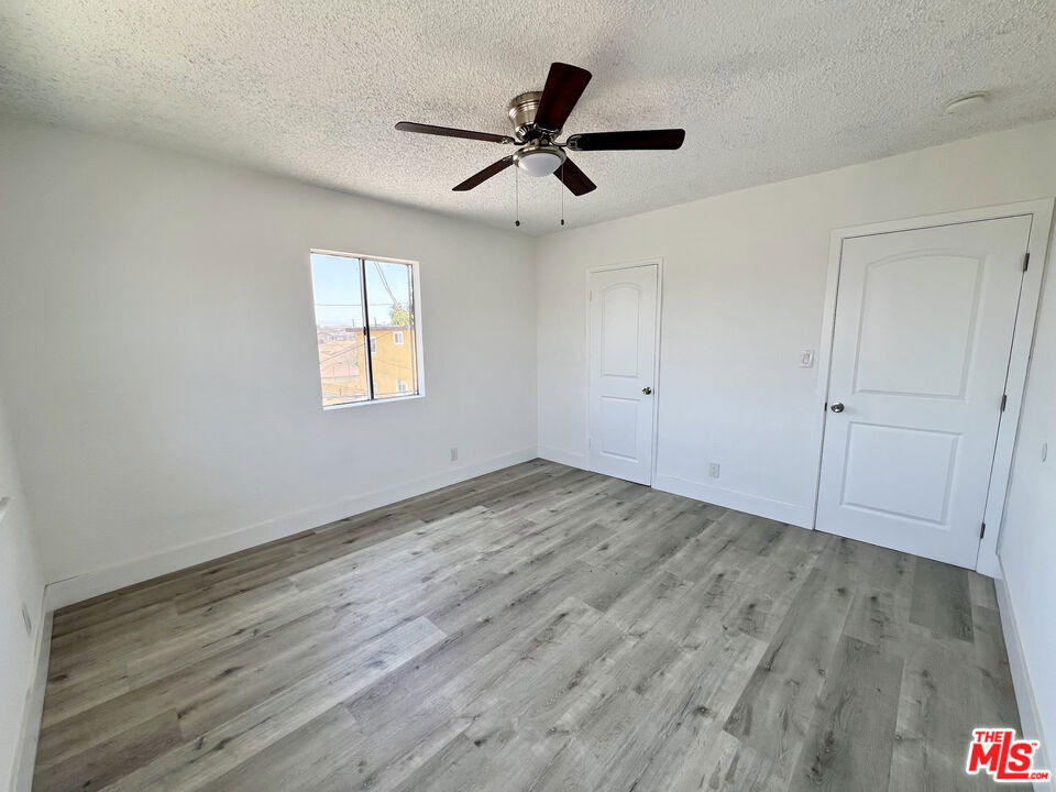 254 E Lanzit Avenue - Photo 14