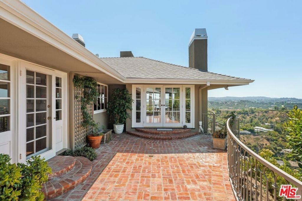 2317 Kimridge Road - Photo 31