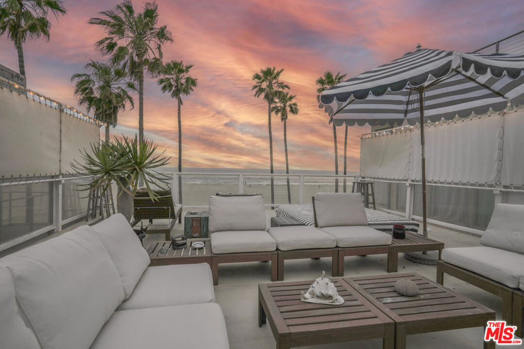2909 Ocean Front Walk - Photo 1