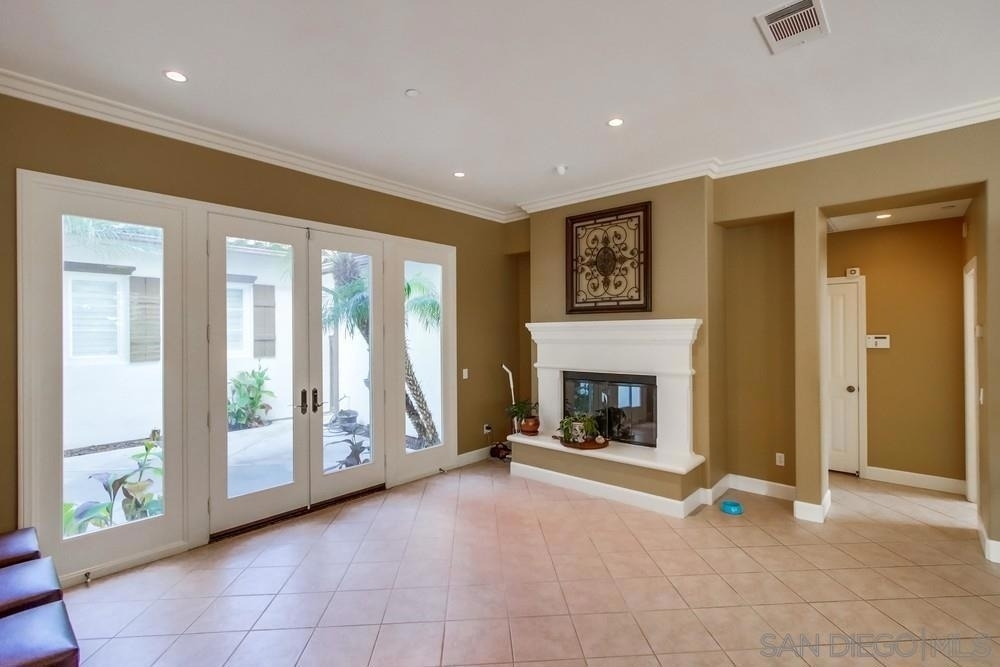 9673 Deer Trail Dr - Photo 12