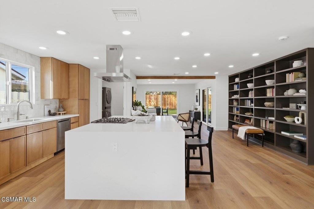 6655 Lederer Avenue - Photo 2