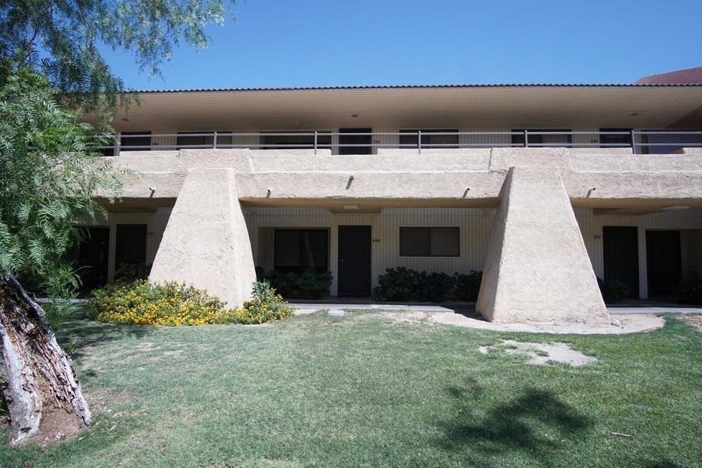 2801 N Los Felices Circle E - Photo 11