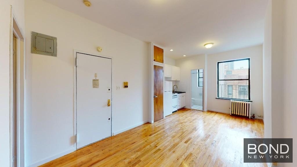 309 East 90th Street - Photo 0