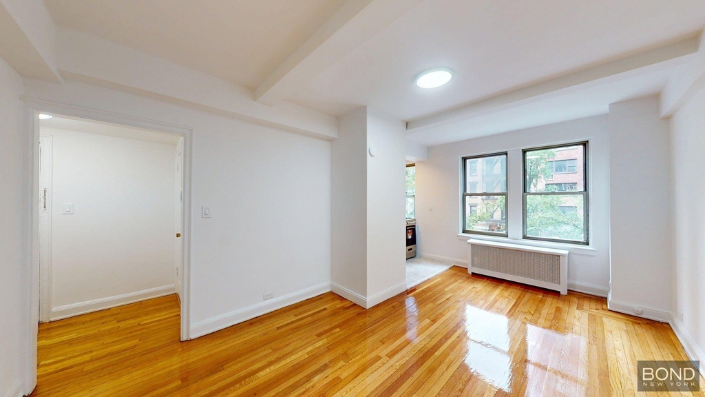 301 East 38th Street - Photo 0