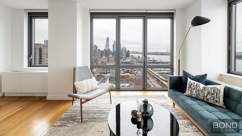 West 57th Street - Photo 5