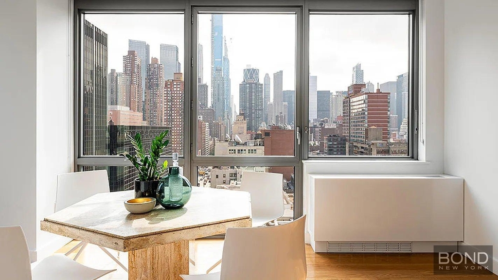 West 57th Street - Photo 0