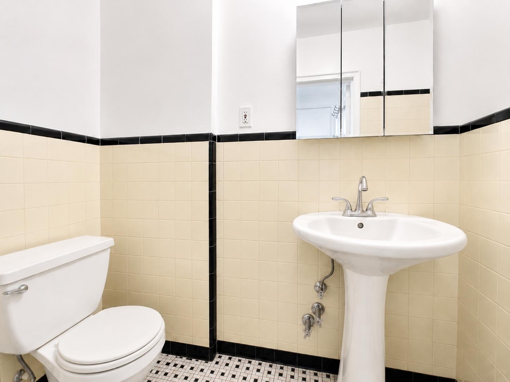 309 West 107th Street - Photo 5