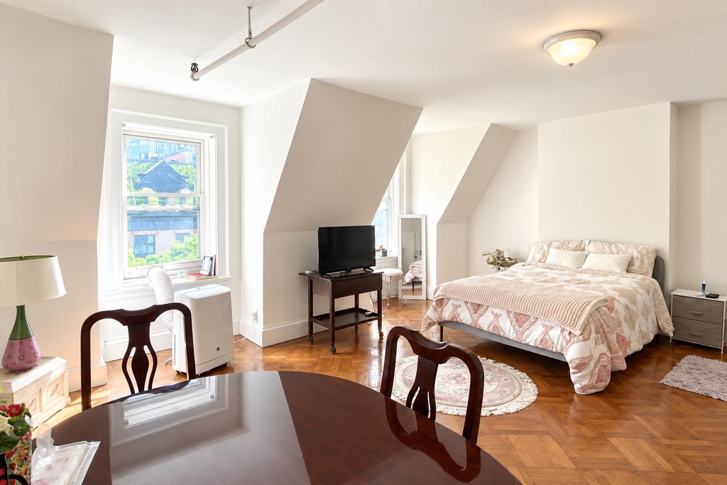 309 West 107th Street - Photo 0