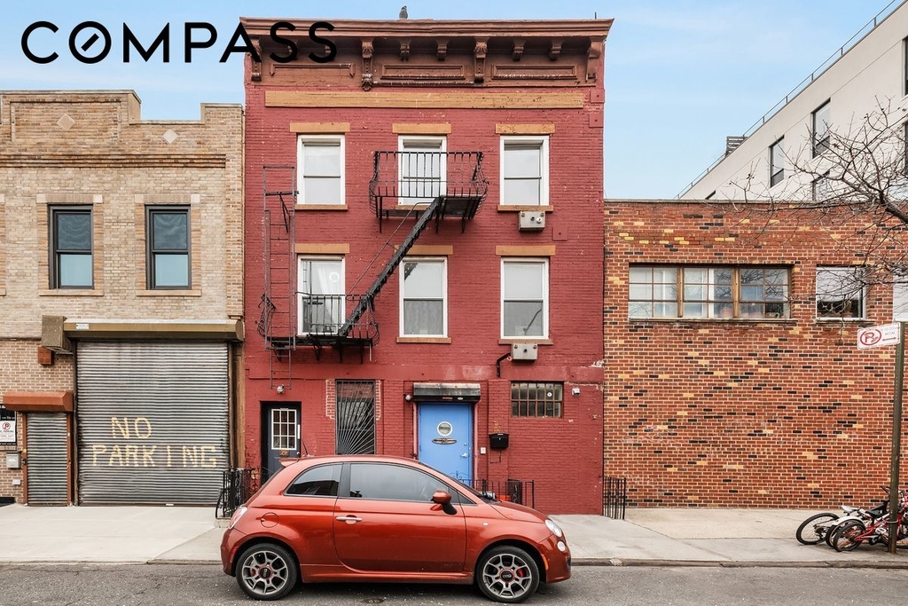 Carroll Street - Photo 0