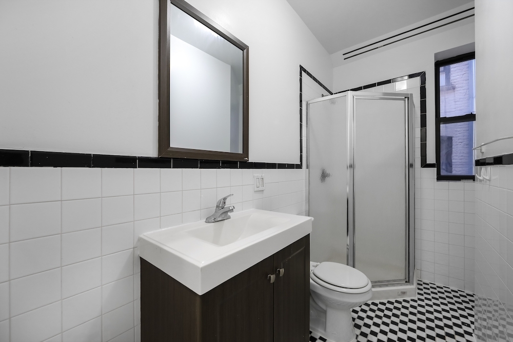 188 Claremont Avenue - Photo 13