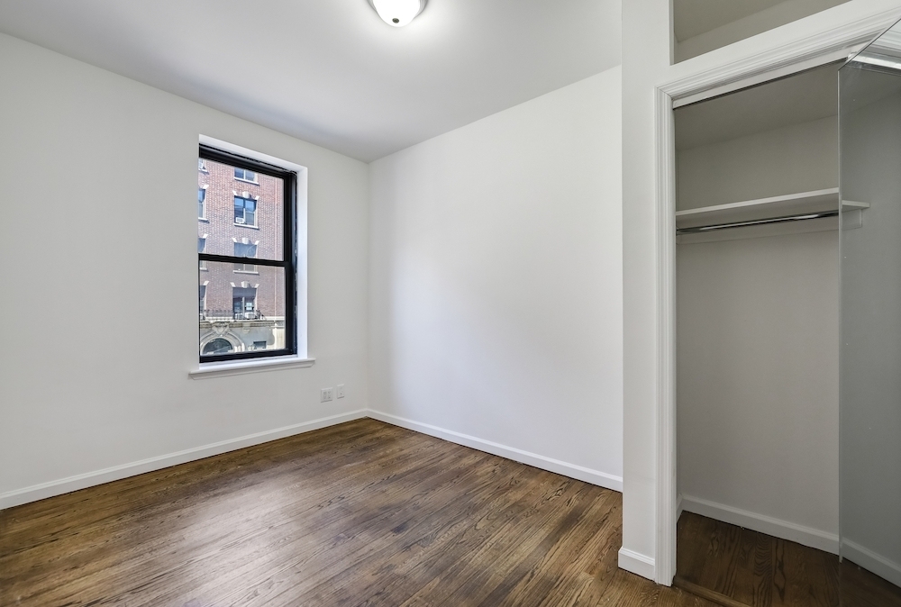 188 Claremont Avenue - Photo 5