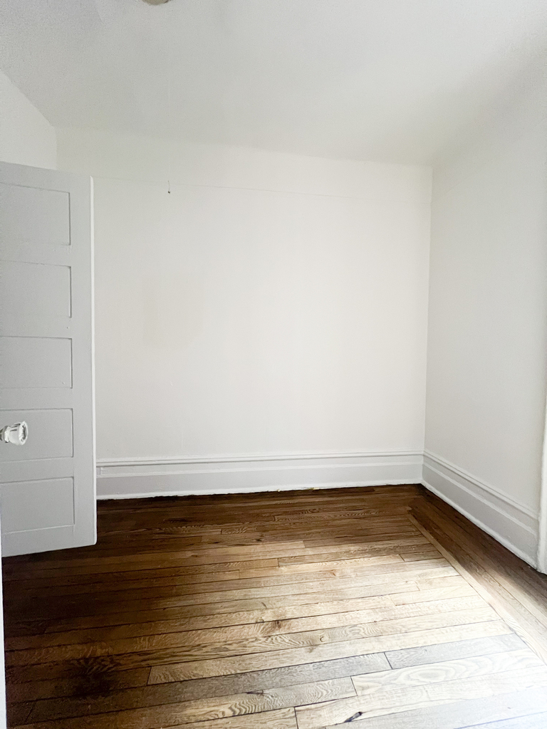 3139 Broadway - Photo 6