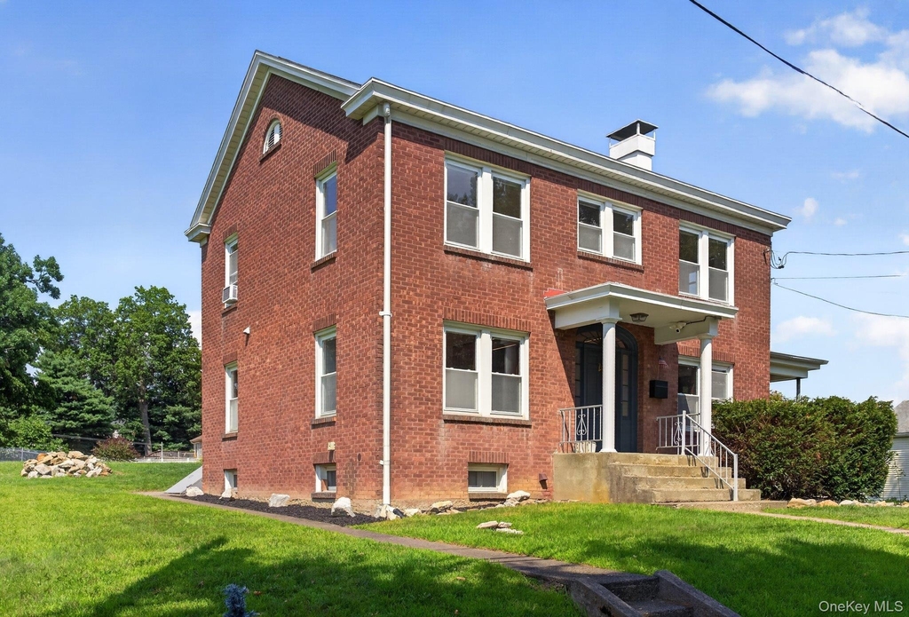 36 W Center Street - Photo 3