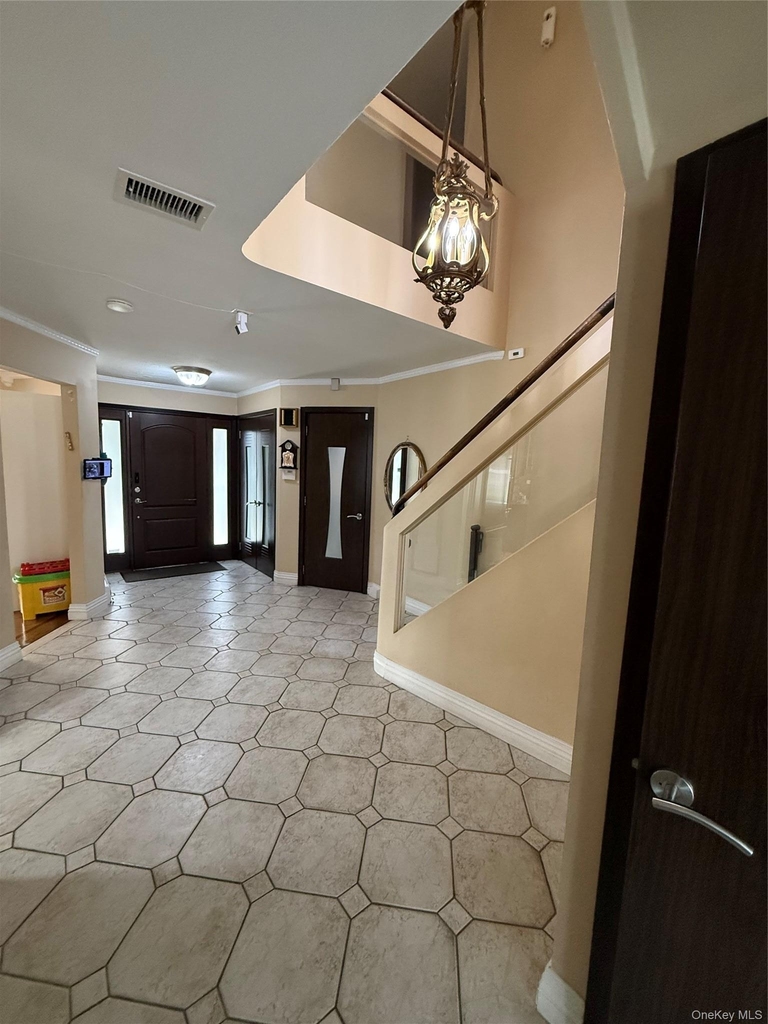 528 Halevy Drive - Photo 3