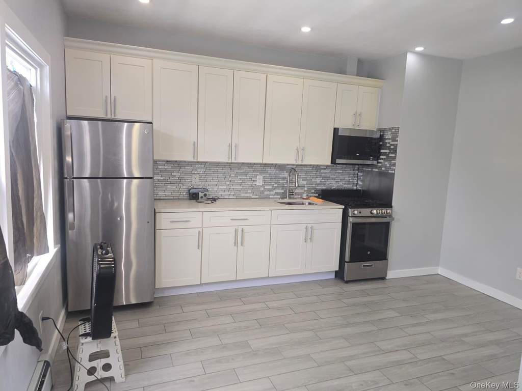 9007 Rockaway Boulevard - Photo 3