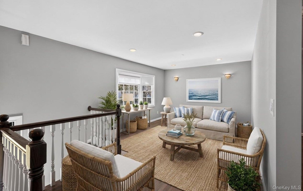 7 Phyllis Drive - Photo 1