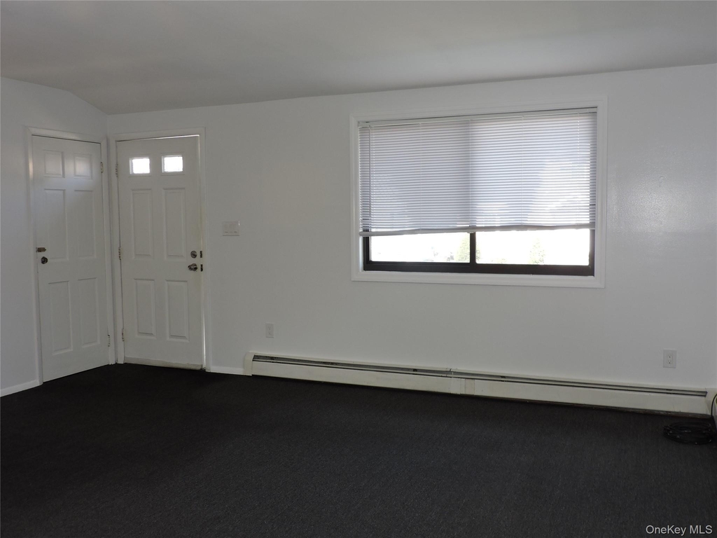 134-46 161st Street - Photo 3