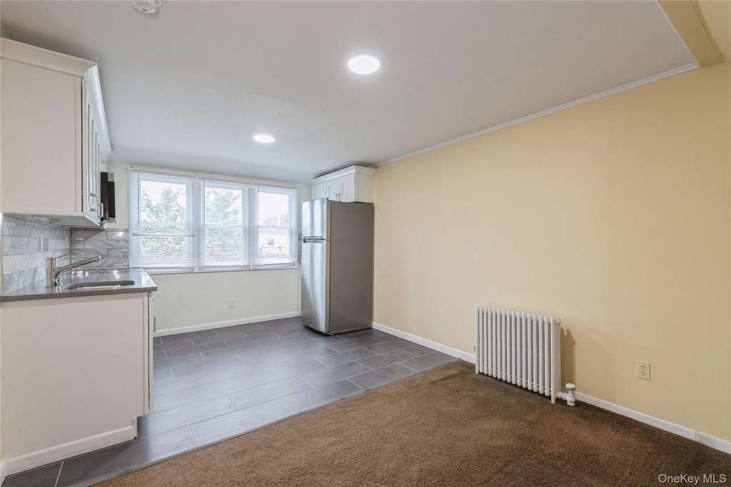 11 Deauville Parkway - Photo 4