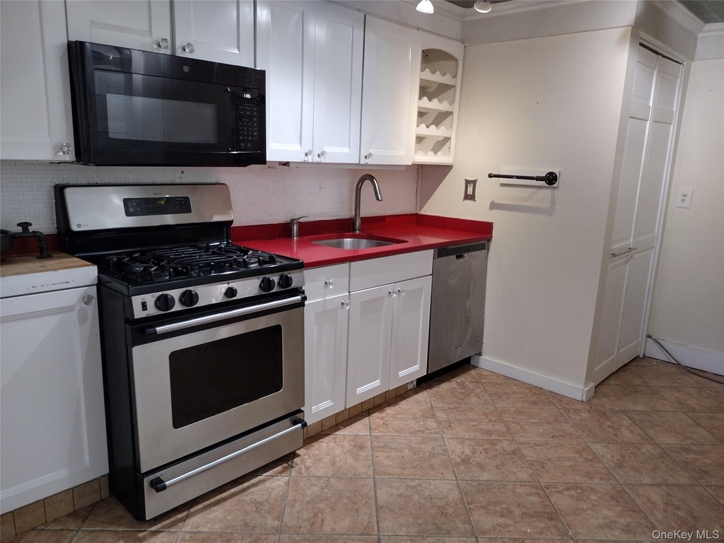 396 Birchwood Road - Photo 1
