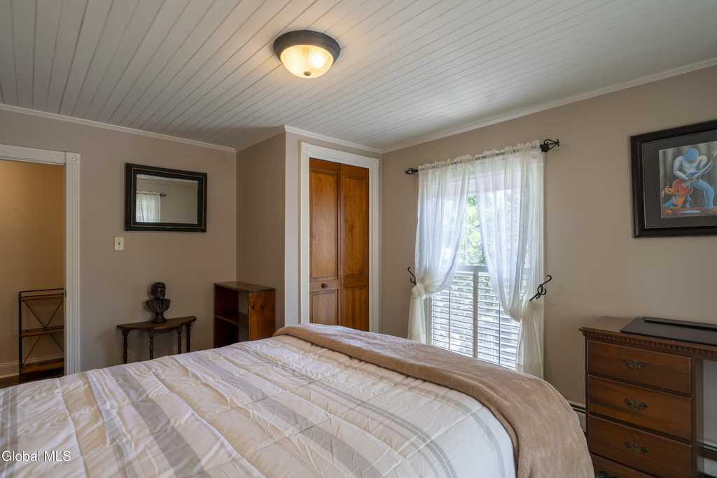 569 N Broadway - Photo 17