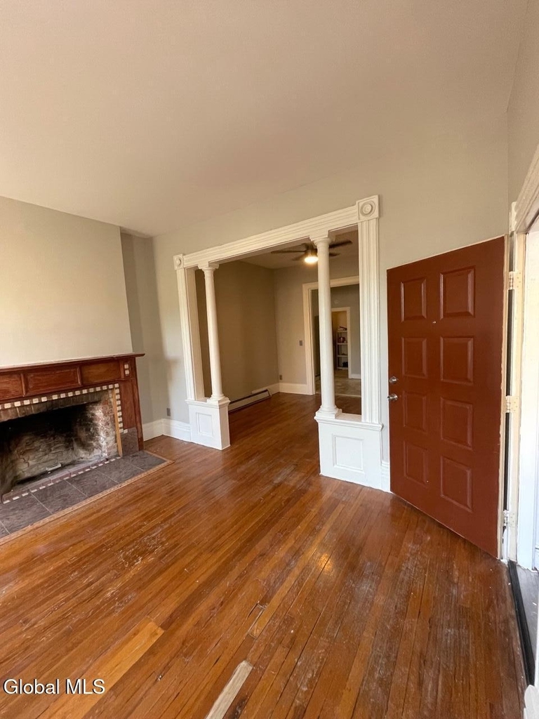 60 Westerlo Street - Photo 2