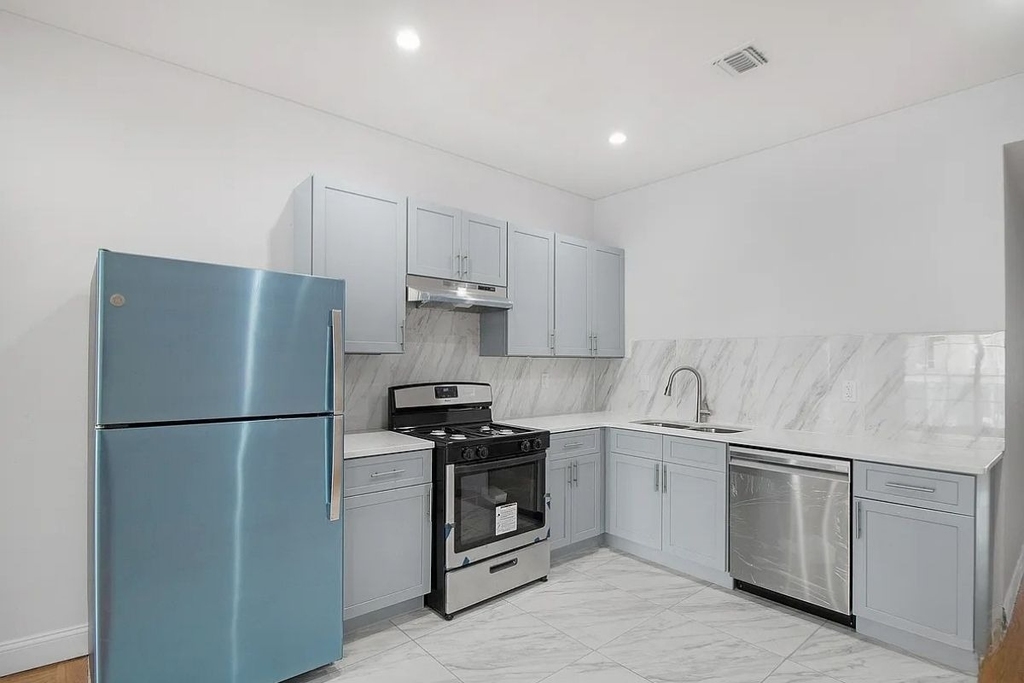 2708 Glenwood Road - Photo 7