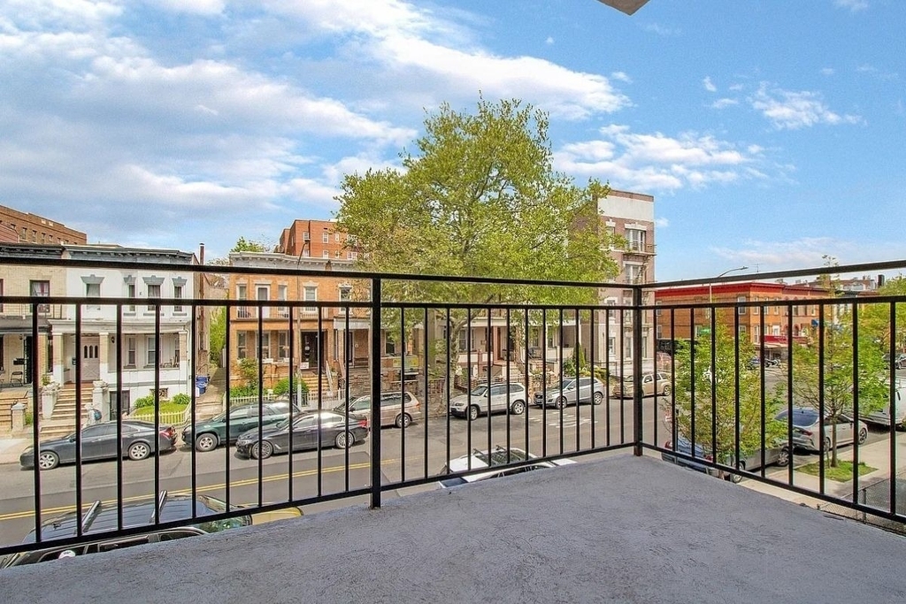 2708 Glenwood Road - Photo 9