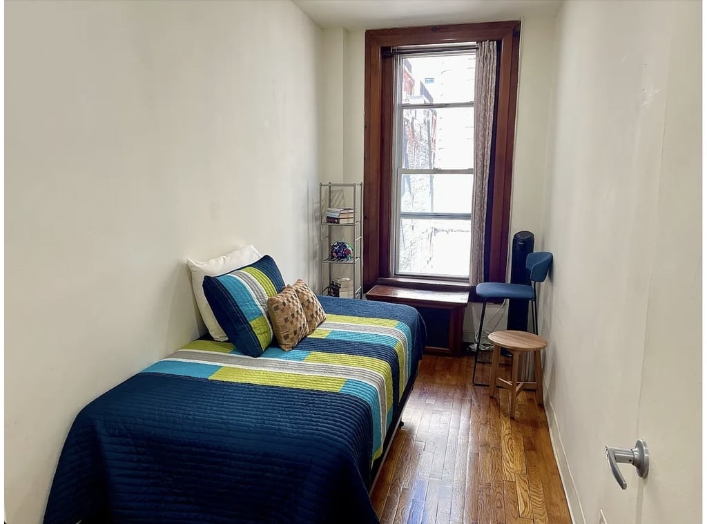 236 W 75th Street - Photo 2