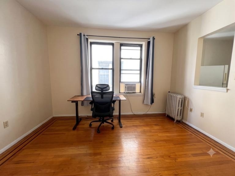 27-08 39th Avenue - Photo 10