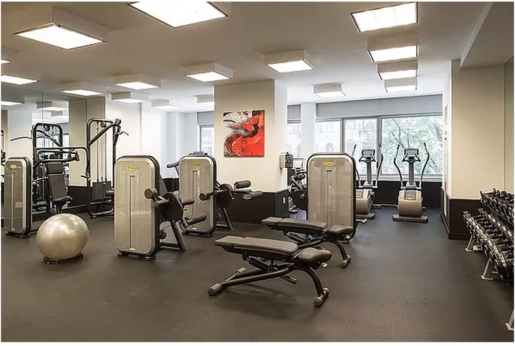 333 E 91st Street - Photo 9