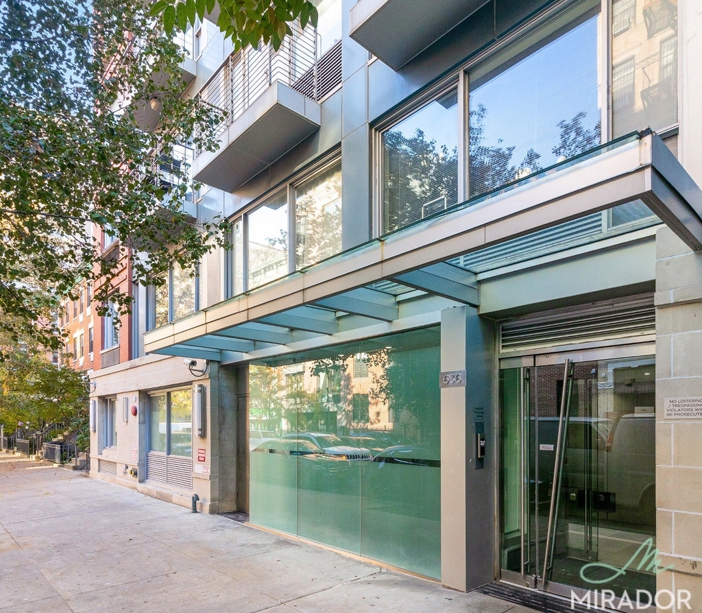 636 E 11th Street - Photo 0