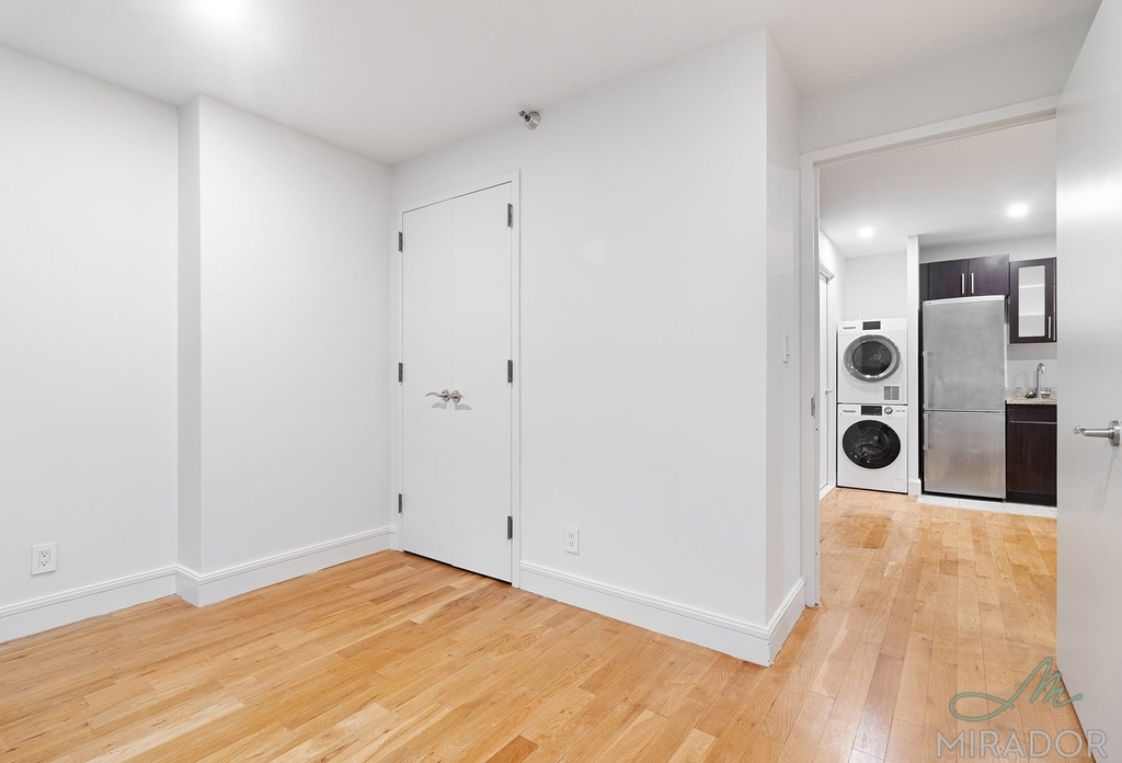 636 E 11th Street - Photo 16