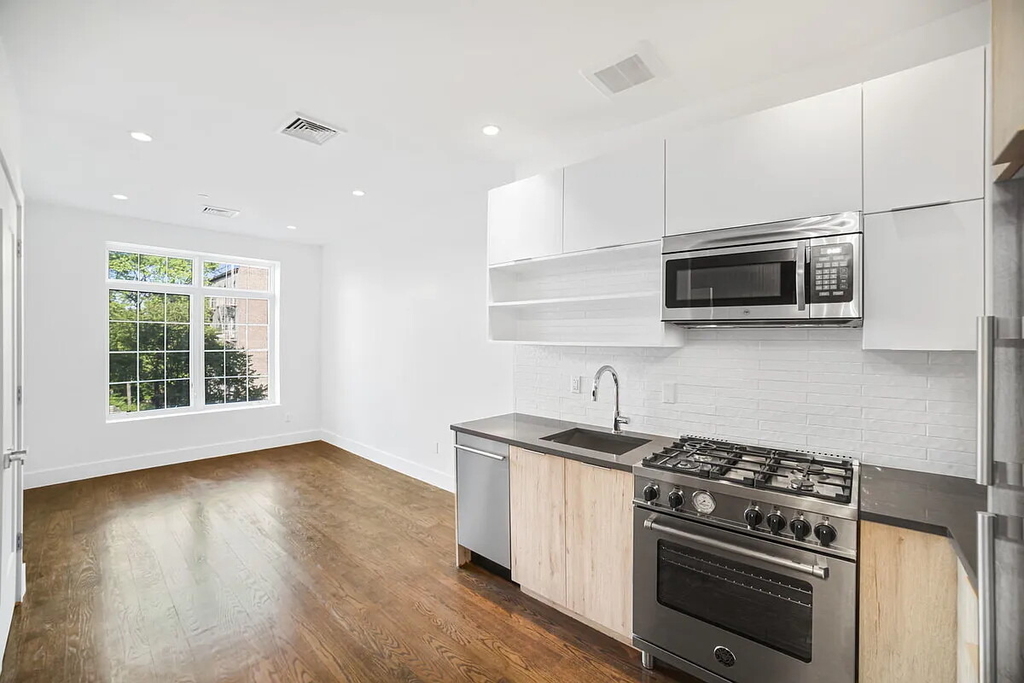 341 Nostrand Avenue - Photo 0