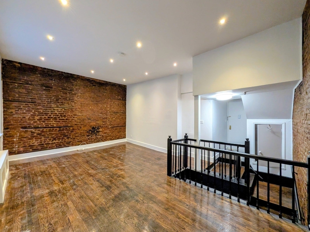 339 W 19th Street - Photo 1
