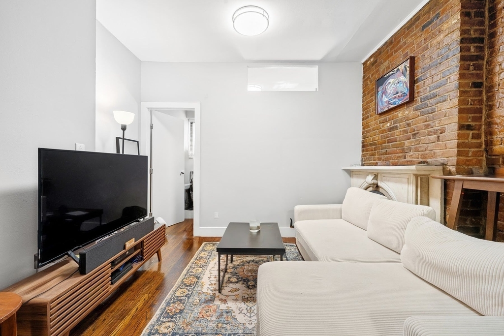 326 W 23rd Street - Photo 1