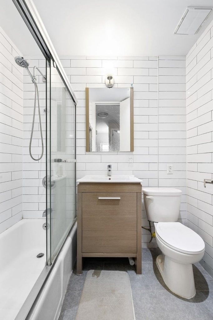 326 W 23rd Street - Photo 8