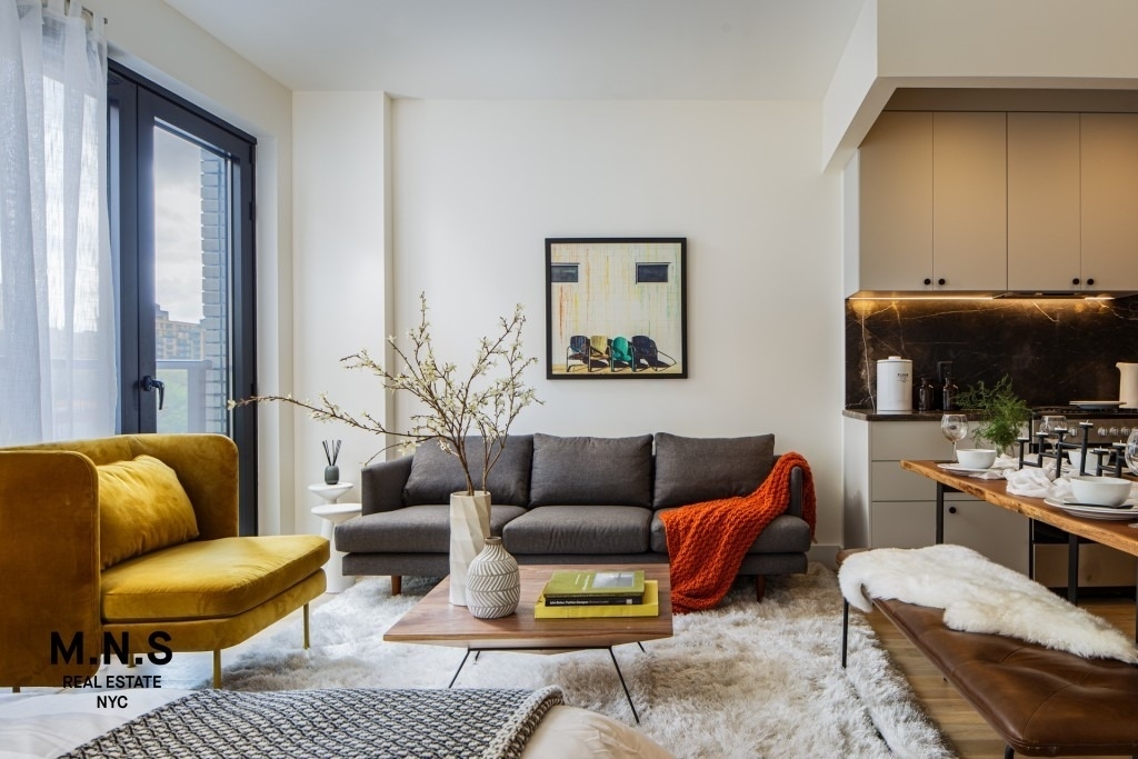 260 Gold Street - Photo 1