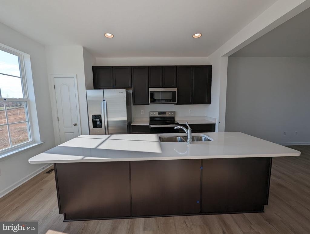 241 Hillsdale Place - Photo 16