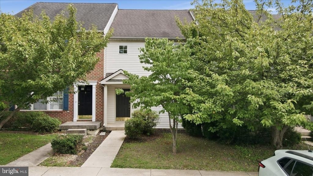 32 Mabel Lane - Photo 0