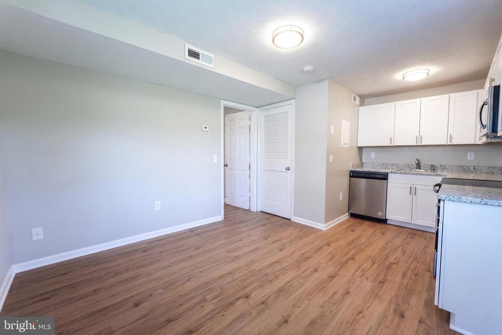 3103 Shawnee Drive - Photo 2