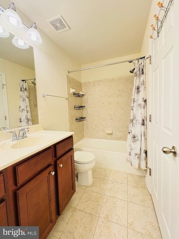 8268 Linblake Court - Photo 9