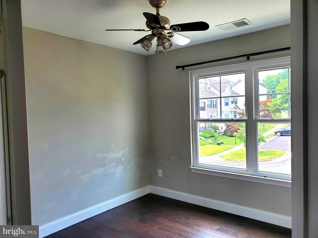 3983 Hartlake Street - Photo 16