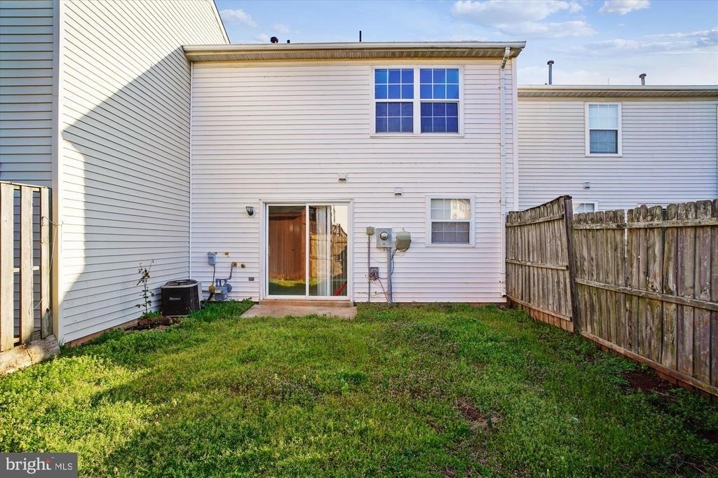 8603 Woodhue Court - Photo 17
