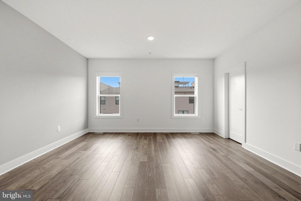 44824 Tiverton Square - Photo 19