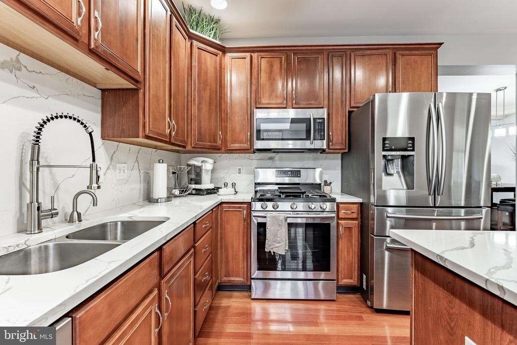 43738 Clemens Terrace - Photo 2