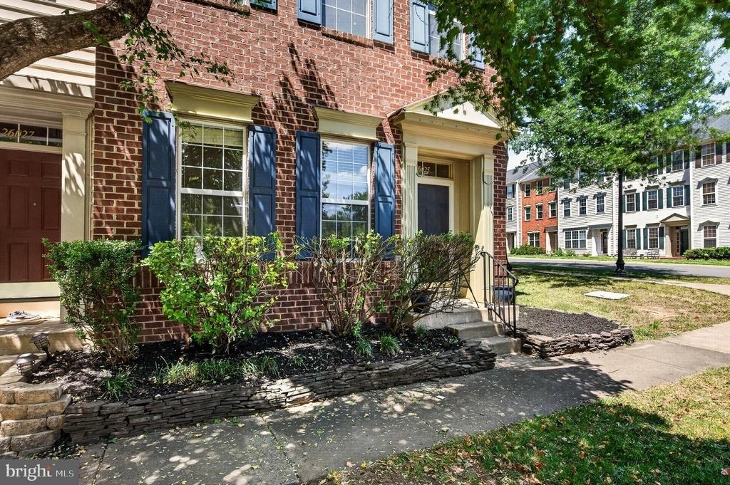 26025 Murrey Drive - Photo 3