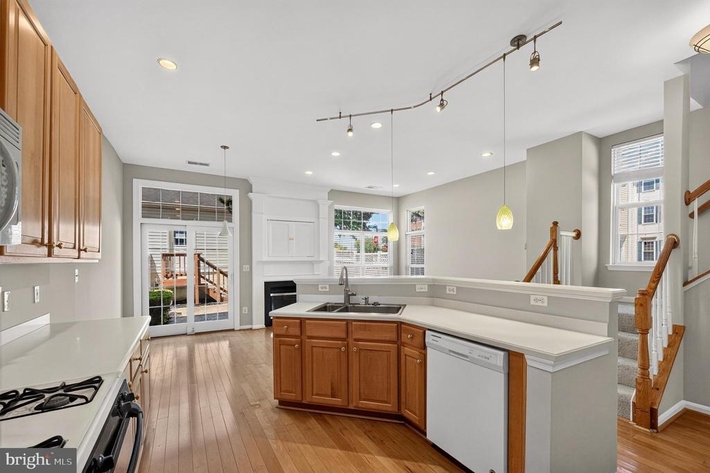 26025 Murrey Drive - Photo 14